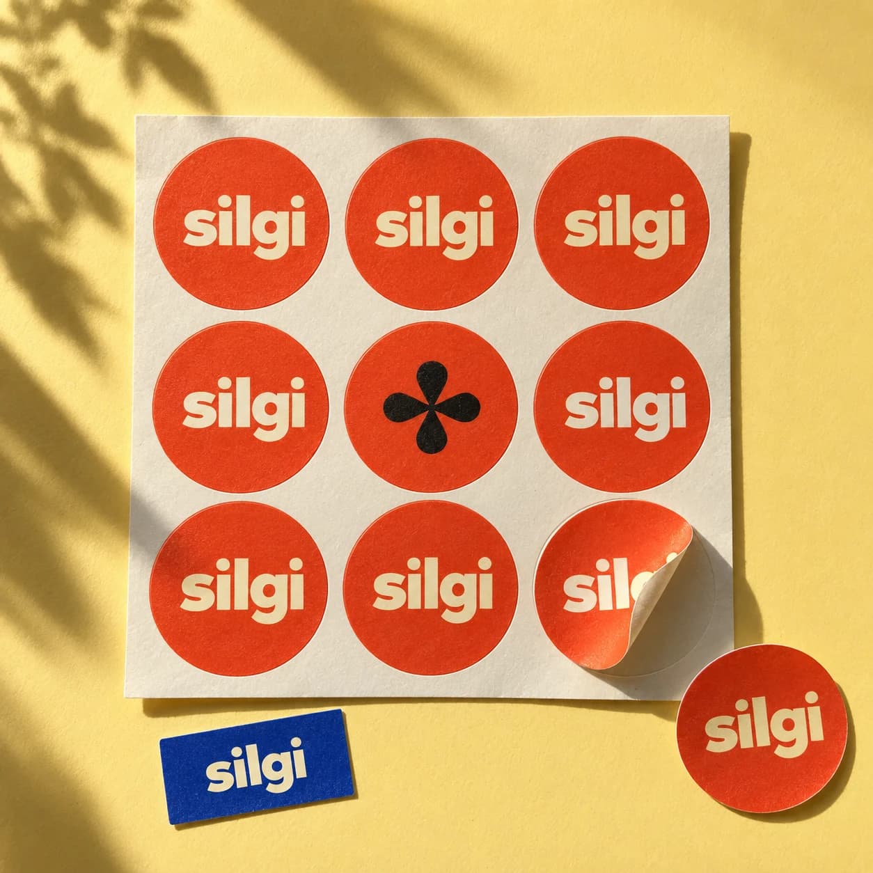Silgi koleksiyonundan soyulabilen etiket örneği